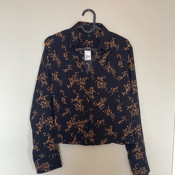 RW&CO Cropped Blouse - Picture 1 of 5